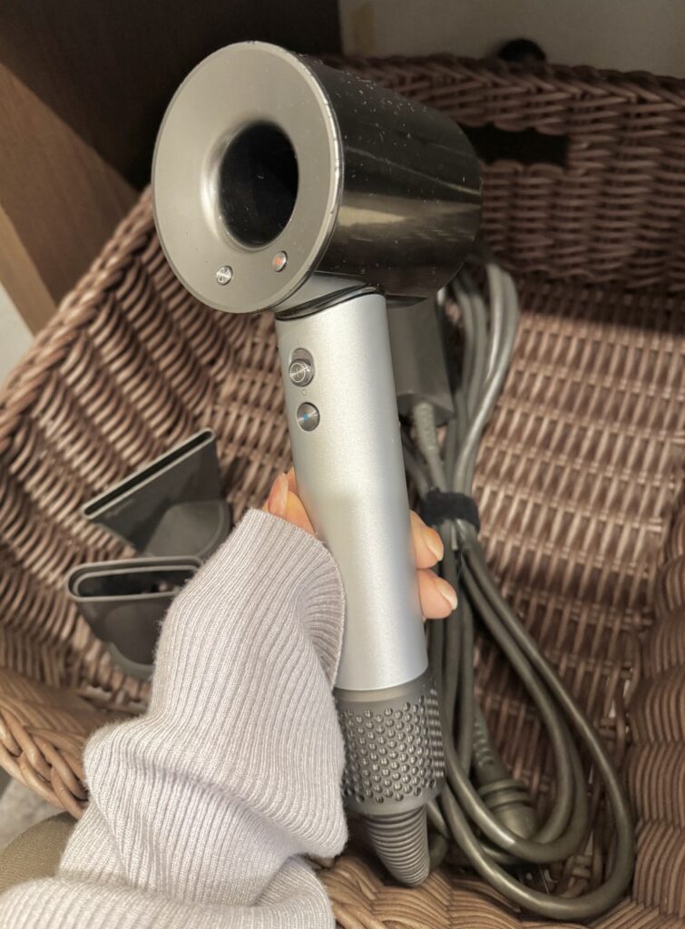 人用ダイソンのドライヤー
